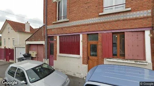 Apartments for rent in Évry - Photo from Google Street View