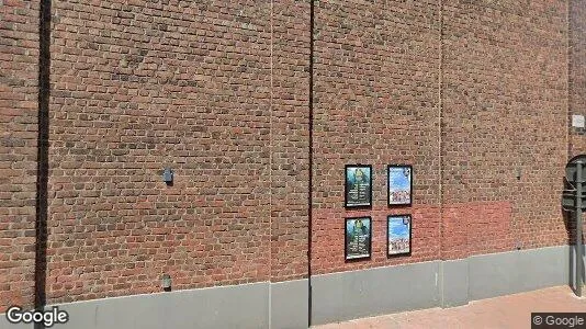 Apartments for rent in Moeskroen - Photo from Google Street View