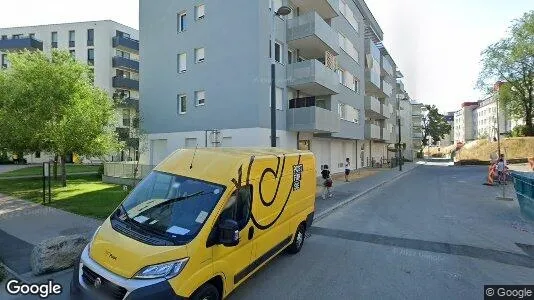 Apartments for rent in Wien Simmering - Photo from Google Street View