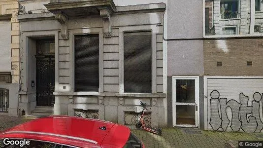 Apartments for rent in Brussels Elsene - Photo from Google Street View