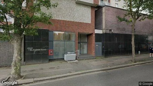 Apartments for rent in New Malden - Surrey - Photo from Google Street View