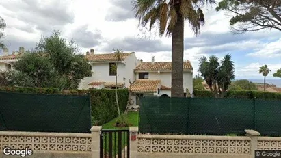 Apartments for rent in Cuntis - Photo from Google Street View Apartments for rent in Cuntis - Photo from Google Street View