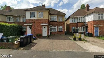 Apartments for rent in New Malden - Surrey - Photo from Google Street View Apartments for rent in New Malden - Surrey - Photo from Google Street View