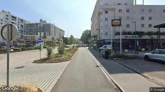 Apartments for rent in Nogent-sur-Marne - Photo from Google Street View