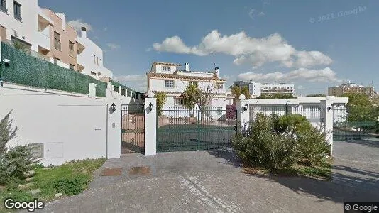 Apartments for rent in Benalmádena - Photo from Google Street View