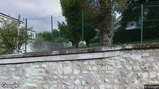 Apartments for rent in Pontoise - Photo from Google Street View