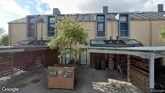 Apartments for rent in Vallensbæk Strand - Photo from Google Street View