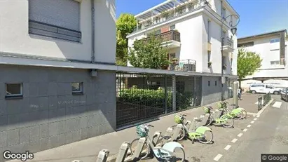 Apartments for rent in Paris 17ème arrondissement - Photo from Google Street View