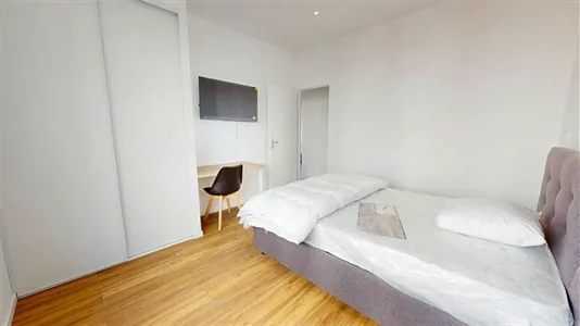 Rooms in Lyon - photo 3