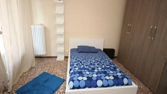 Rooms in Milano Zona 5 - Vigentino, Chiaravalle, Gratosoglio - photo 3