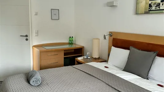 Rooms in Dusseldorf - photo 3