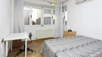 Room for rent in Madrid Fuencarral-El Pardo, Madrid