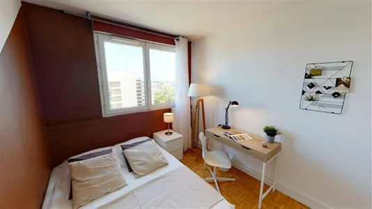 Rooms in Nanterre - photo 1