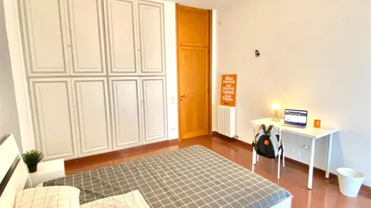 Rooms in Bari - photo 1