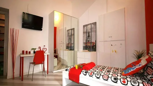 Rooms in Milano Zona 5 - Vigentino, Chiaravalle, Gratosoglio - photo 3