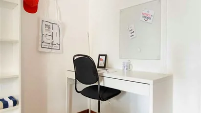 Room for rent in Milano Zona 1 - Centro storico, Milan