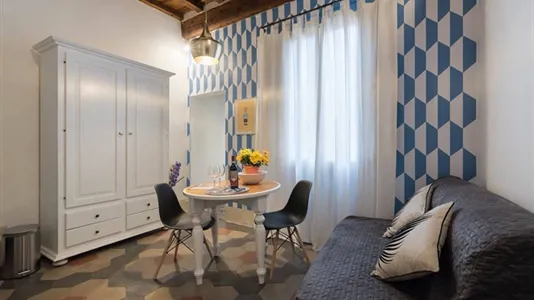 Apartments in Florence - photo 2