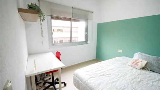 Rooms in Barcelona Les Corts - photo 2