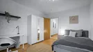 Room for rent, Munich, &lt;span class=&quot;blurred street&quot; onclick=&quot;ProcessAdRequest(11804617)&quot;&gt;&lt;span class=&quot;hint&quot;&gt;See streetname&lt;/span&gt;[xxxxxxxxxxxxx]&lt;/span&gt;