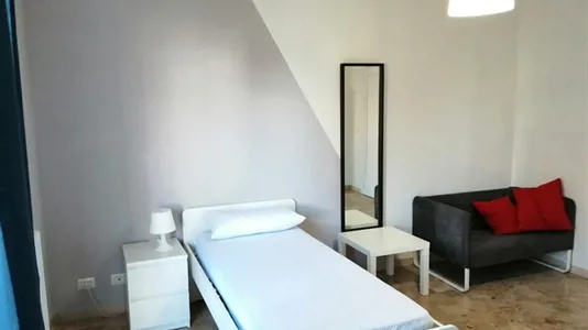 Rooms in Florence - photo 2