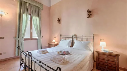 Apartments in Florence - photo 1