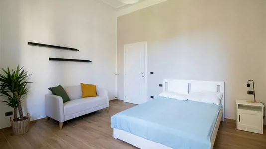 Rooms in Florence - photo 2