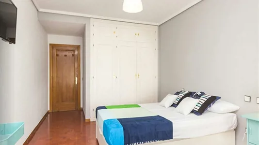 Rooms in Madrid Moncloa-Aravaca - photo 2