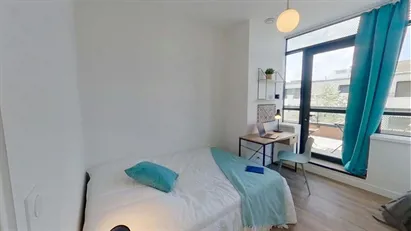 Room for rent in Nanterre, Île-de-France