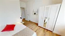 Room for rent, Nanterre, Île-de-France, Avenue Sainte-Anne