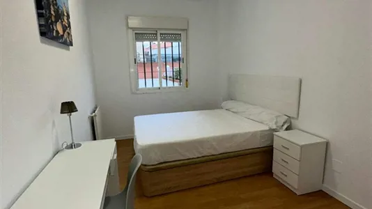 Rooms in Madrid Moncloa-Aravaca - photo 1