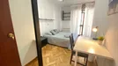 Room for rent, Madrid Fuencarral-El Pardo, Madrid, &lt;span class=&quot;blurred street&quot; onclick=&quot;ProcessAdRequest(8274679)&quot;&gt;&lt;span class=&quot;hint&quot;&gt;See streetname&lt;/span&gt;[xxxxxxxxxxxxx]&lt;/span&gt;