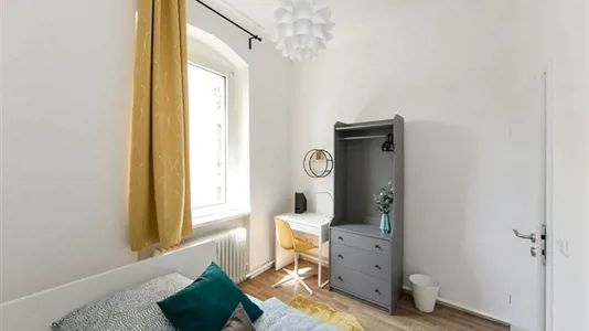 Rooms in Berlin Charlottenburg-Wilmersdorf - photo 2