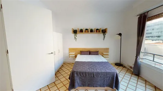 Rooms in Barcelona Sarrià-St. Gervasi - photo 2