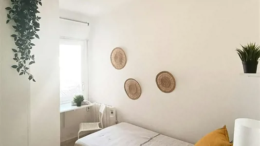 Rooms in Reus - photo 1