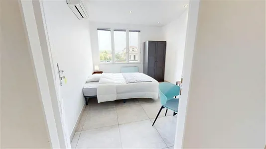 Rooms in Lyon - photo 2