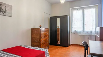 Room for rent in Milano Zona 4 - Vittoria, Forlanini, Milan