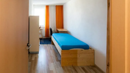 Rooms in Vienna Favoriten - photo 1