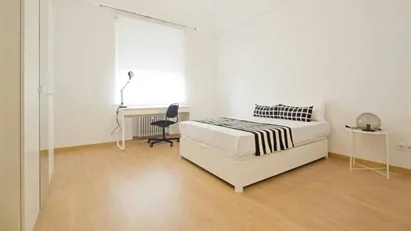 Room for rent in Madrid Moncloa-Aravaca, Madrid