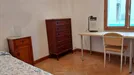 Room for rent, Zaragoza, Aragón, Calle Arzobispo Apaolaza, Spain