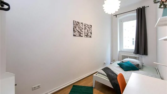 Rooms in Berlin Charlottenburg-Wilmersdorf - photo 1