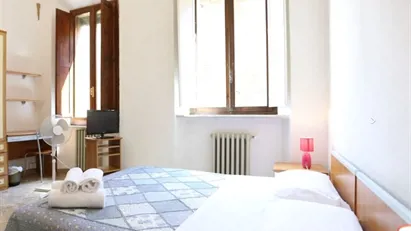 Room for rent in Siena, Toscana