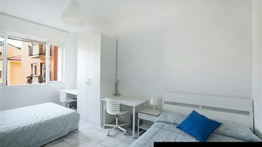 Rooms in Milano Zona 2 - Stazione Centrale, Gorla, Turro, Greco, Crescenzago - photo 1