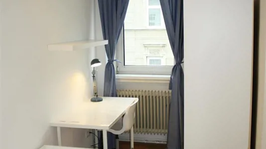 Rooms in Vienna Favoriten - photo 1