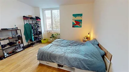 Room for rent in Dijon, Bourgogne-Franche-Comté