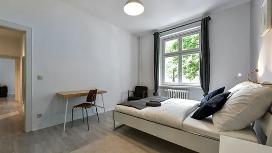 Rooms in Berlin Friedrichshain-Kreuzberg - photo 2