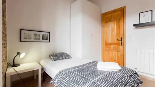 Rooms in Madrid Centro - photo 2