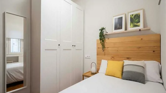 Rooms in Madrid Moncloa-Aravaca - photo 1