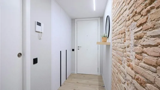 Apartments in Barcelona Ciutat Vella - photo 2