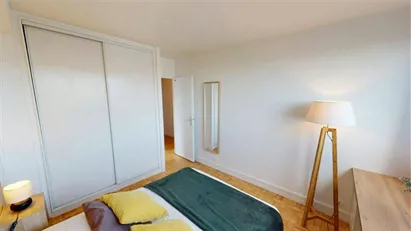 Room for rent in Nanterre, Île-de-France