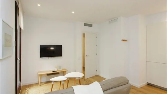 Apartments in Barcelona Ciutat Vella - photo 2